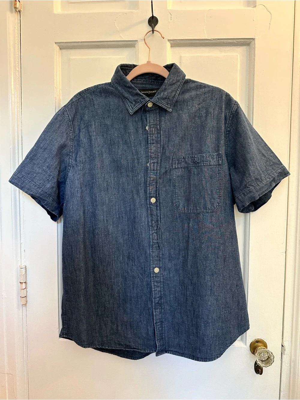 NWOT Banana Republic Short-Sleeve Denim Button-Down Shirt - Dark Blue